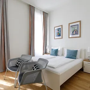 Hotel Riess - Self Check-in, Vienna