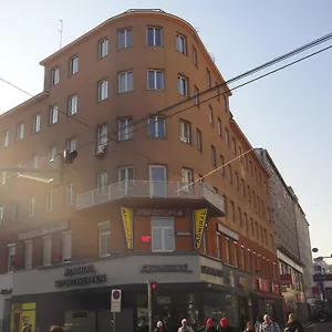 Bed & Breakfast San Francisco, Vienna