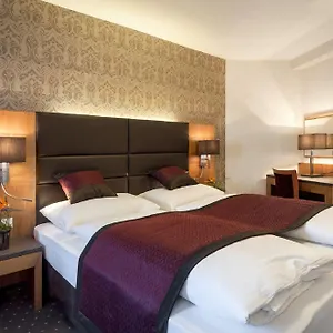 Hotel Club Cortina, Vienna