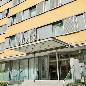 4* فندق كورت يارد شوينبرون